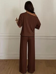 Siren Gaze 秋季女款休閒兩件套服裝，黑色滾邊優雅運動度假風 Y2K 鄉村基本款飾邊不對稱領上衣與長褲套裝 - 棕色 - 查看 4