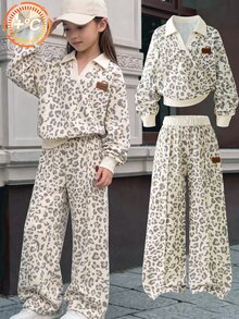 SHEIN Sparklyn 青少年女孩長袖抓絨秋季套裝 2件組 入學季 酒紅色紐約字母圖案立領衛衣與長褲套裝 - 彩色 - 查看 1