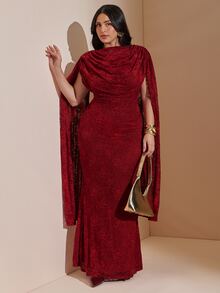 SHEIN BAE CURVE 大尺碼女款優雅酒紅色正式長禮服，適合婚禮賓客或晚宴場合，特色為垂墜層次領口與流暢裙擺 - 酒紅色 - 查看 5