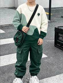 Boys' Sweatshirt Set, Three-Color Patchwork Digital Print Crew Neck Sweatshirt, Paired With Solid Color Cargo Pants, Suitable For Indoor And Outdoor Wear In Autumn And Winter - Multicolor - View 1