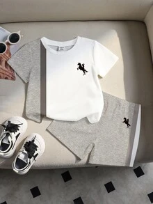 Randomly Ships 1 Of 3 Gray & White Contrast Color Kids Casual Fashion Classic Knight Print Crew Neck Short Sleeve T-Shirt & Shorts Set - Multicolor - View 2