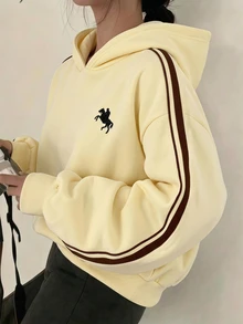 SHEIN Teen Girl Girls Teenagers Colorblock Webbing Logo Decor Hooded Loose Pullover Sweatshirt Cream Yellow Sweatshirt Autumn/Winter - Yellow - View 2