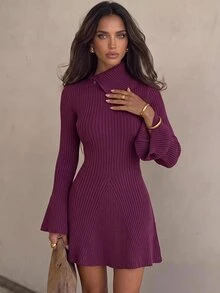 Aloruh Gaun Rajut Wanita Polos Model Lengan Lonceng dengan Kerah Asimetris dan Ekor Ikan - Burgundy - View 2