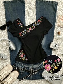 IslaSuriya [Printed Design] Women's Retro French Style Printed T-Shirt, Slim Fit Black Short Sleeve Unique Top For Summer - Black - View 1
