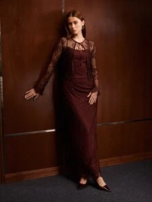 MOTF PREMIUM GAUN RENDA ELEGAN ROMANTIS UNTUK WANITA - Red Violet - View 4