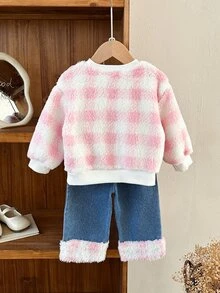 SHEIN Vintaside Kids 女嬰女童冬季羅紋圓領長袖抓絨時尚衛衣搭配百搭休閒水洗牛仔長褲套裝，適合外出、旅行、寒冷天氣購物與休閒穿著 - 淺粉色 - 查看 2