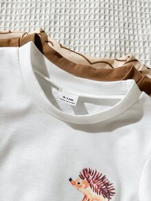 SHEIN Vintaside Kids 3件組男嬰T恤與長褲套裝，可愛棕色米色熊與刺蝟印花，長袖圓領，休閒戶外秋季聖誕節假期搭配套裝 - 咖啡棕 - 查看 7