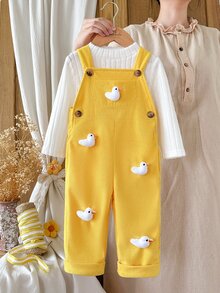 Vintaside Kids 2件組女嬰秋冬可愛小黃鴨3D毛絨吊帶褲與羅紋長袖內搭上衣套裝，韓系風格，抓絨，吸睛簡約舒適休閒百搭時尚，適合生日、度假與外出穿著 - 黃色 - 查看 6
