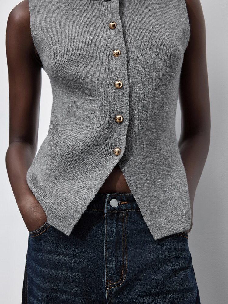 Maija New Solid Color Front Button Sleeveless Knit Top, Minimalist And Elegant, Showcasing Sophisticated Urban Style. Made Of Comfortable Knit Fabric, Sleeveless Design For Easy Layering And Free Movement, Suitable For Office, Business Meetings, Daily Commute Or As Wedding Guest. A Versatile And Chic Urban Style Piece For Women's Wardrobe - Grey - View 4