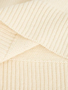 Maija Áo len nữ thêu hoa cổ tròn tay raglan dáng rộng thoải mái - Màu be - Xem 7