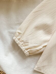 SHEIN Vintaside Kids 女童春/秋季可愛花卉刺繡荷葉邊長袖上衣，甜美鈕扣休閒田園風上衣，適合秋季出遊、生日派對、學校、日常穿著，百搭時尚兒童開襟上衣 - 杏色 - 查看 4