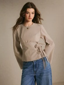 Poéselle 女款新款秋季棉混紡條紋裹身上衣，附腰部綁帶與喇叭袖，卡其色休閒街頭風與辦公穿搭 - 卡其色 - 查看 2