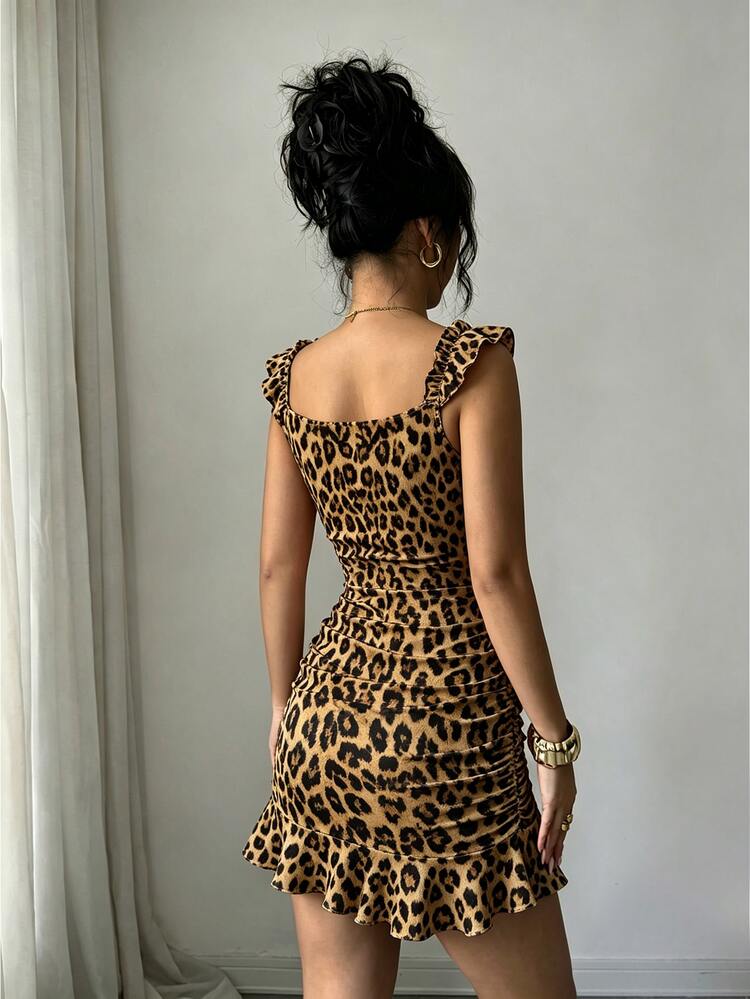 Zolique Gaun Pesta Wanita Motif Leopard dengan Ikatan Depan, Lipit, dan Rumbai, Warna Beige, Seksi untuk Musim Panas - Coklat - View 3