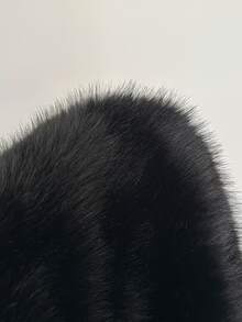 GalTyme Plus Size Fashion Street Faux Fur Vest - Black - View 9