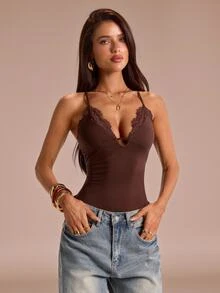 SHEIN BAE Fall Brown Lace Trim Deep V Neck Backless Cross Strap Sexy Slim Fit Cami Bodysuit Halloween Party Date Night Going Out - Brown - View 4