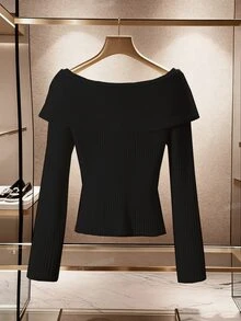 Franclia 女士纯色杏色针织弹力修身罗纹领蝴蝶结纽扣装饰长袖露肩T恤，休闲法式优雅杏色上衣，秋冬季百搭日常款 - 黑色 - 查看 2