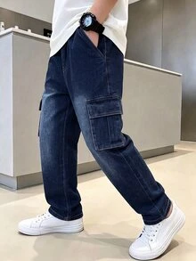 青少年男孩牛仔長褲 夏季深藍色直筒寬鬆版型工裝口袋輕量柔軟牛仔面料休閒街頭風校園度假 2026新款 - 深色水洗藍 - 查看 1