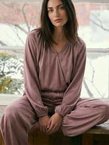 DAZY Women's Solid Color V-Neck Raglan Long Sleeve Top And Pants Pajama Set - Light Bean Paste - View 6