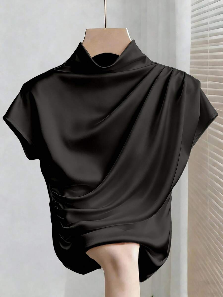 Franclia Casual Versatile Solid Color Pleated Fitted Short Sleeve White T-Shirt For Women - Black - View 1