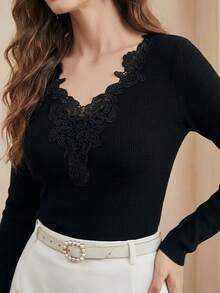 Anewsta Sweater Wanita Elegan, Romantis, Pas Badan, Lengan Panjang, Kerah Renda Berongga, Cocok untuk Aktivitas Sehari-hari - Hitam - View 2