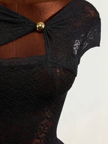 BamGleam Gaun Bodycon Seksi Wanita dengan Kerah Asimetris dan Desain Potongan Renda, Cocok untuk Pesta Malam Halloween dan Musim Panas, Warna Hitam - Hitam - View 10
