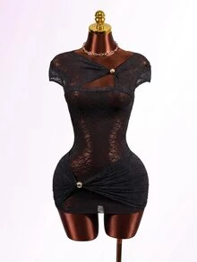 BamGleam Gaun Bodycon Seksi Wanita dengan Kerah Asimetris dan Desain Potongan Renda, Cocok untuk Pesta Malam Halloween dan Musim Panas, Warna Hitam - Hitam - View 4