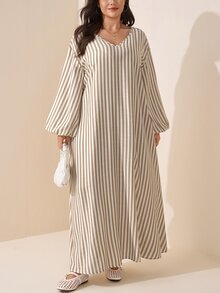 SHEIN LUNE 大尺碼女款燈籠袖寬鬆條紋波希米亞風西式傳統洋裝 正式婚禮賓客度假辦公穿搭 白色 秋冬款 - 卡其色 - 查看 6