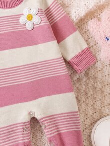 SHEIN 新生兒嬰兒 3D 花卉裝飾針織秋冬連身衣 - 粉色 - 查看 6
