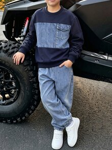 SHEIN 2pcs Tween Boy Fashion Navy Blue Sweatshirt & Washed Denim Jeans Set, Patchwork Denim Pocket Design, Soft Comfortable Fabric, Easy To Wear, Suitable For Spring And Autumn, School, Outings, Must-Have Street Style Outfit For Boys - Blue - View 2