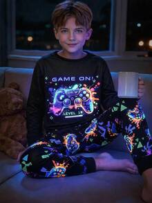 SHEIN 2pcs Kids Tween Boy Casual Daily Comfortable Printed Pattern Crew Neck Pullover Pajama Top And Pants Knit Loungewear Snug Fit Set - Black - View 1