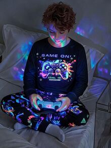 SHEIN 2pcs Kids Tween Boy Casual Daily Comfortable Printed Pattern Crew Neck Pullover Pajama Top And Pants Knit Loungewear Snug Fit Set - Black - View 2