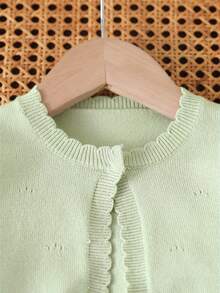 SHEIN Vintaside Kids 女嬰/幼兒薄荷綠休閒家庭套裝可愛優雅日系簡約純色短款針織開襟衫，適合秋季拍照 - 綠色 - 查看 4