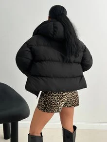 SHEIN Damen-Wintermantel in Große Größen, Y2K Streetwear, einfarbig Schwarz, mit Kapuze, Reißverschluss, Seitentaschen, Steppdesign, lässig, für Alltag, Reisen und Ausgehen - Schwarz - Übersicht 2