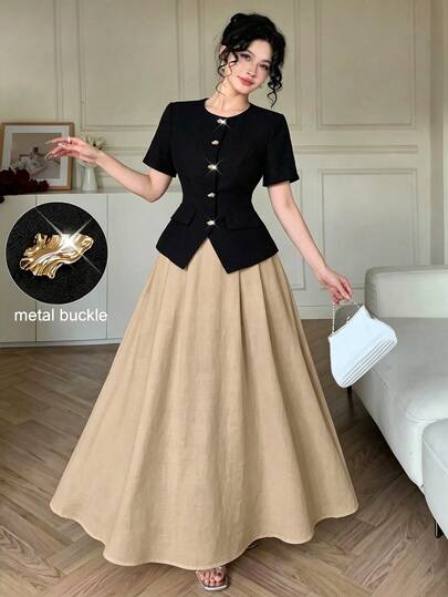 Modelyn Set Kemeja Lengan Pendek Kerah Bulat dengan Kancing Logam dan Rok Lebar
