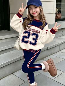 女童拼色字母印花運動衫＋側條紋內搭褲套裝，兒童休閒長袖圓領運動衫與內搭褲運動套裝 1 套，秋冬服飾套裝 - 彩色 - 查看 3