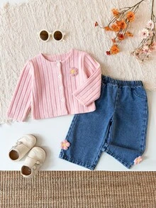 SHEIN 2Pcs Toddler Girl Cardigan Jeans Set Sweet Pink 3D Flower Applique Ribbed Knit Long Sleeve Round Neck Regular Birthday Party Fall Wedding Guest Chic - Pink - View 3