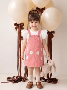 SHEIN Vintaside Kids 2件組女嬰連身裙 可愛珊瑚色雛菊花卉印花 鏤空蕾絲荷葉邊 飛袖圓領 生日派對 秋季假期公主風 羅紋面料 - 粉色 - 查看 9