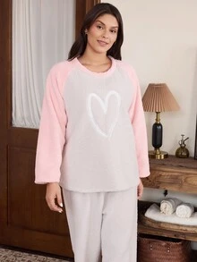 Doze Lane Women's Plus Size Coral Fleece Heart Embroidery Thick Long Sleeve Pajama Set - Multicolor - View 4