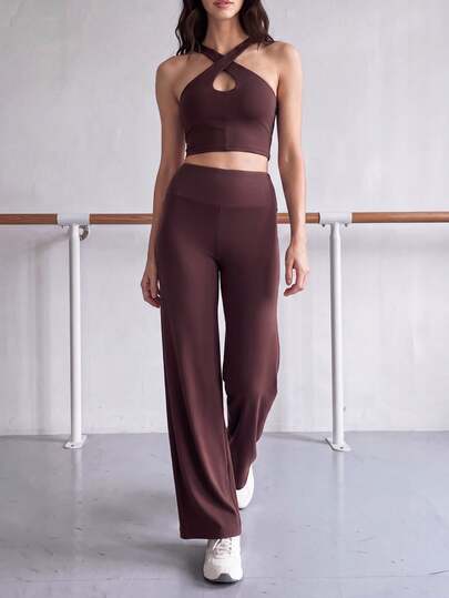 Nöista Part Of A Set, Activewear Top With Crossed Halter Neck And Front Opening, Inside Removable Pads. Yoga, Pilates, Barre, Fall, Winter, Casual, Sports.
