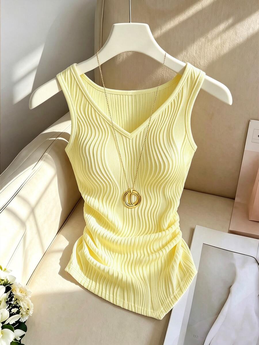 SHEIN 女款夏季背心上衣,優雅簡約極簡風,端莊職場穿搭,適合早午餐、日常居家、辦公室,時尚基礎款淡黃色休閒外出穿搭 - 黃色 - 查看 1