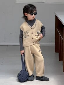 Transformers Gen 1 X DAZY Young Boy Autumn/Winter Letter Pattern Single-Breasted Knit Vest And Knit Long Pants Casual Set - Khaki - View 2