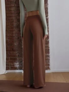 Nöista Part Of A Set, Activewear Long Pants With Straight Shape, Button In Contrast As Detail, Perfect For Weekends In Fall Winter, Activewear, Barre Yoga  - Coffee Brown - View 4