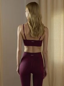 Nöista Activewear Seamless Sports Bra With Floral Jacquard In Bugundy, With Front Gathering Perfect For Fall Winter, Gym Barre Yoga - Burgundy - View 2