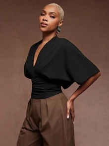 Vixey Drop Shoulder V Neck Quarter Sleeve Cinched Waist Top - Black - View 5