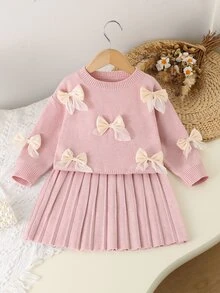 SHEIN Playful Pals 女童粉色手工歐根紗蝴蝶結圓領落肩長袖套頭針織衫 + 成套百褶裙，柔軟舒適秋季穿搭 - 粉色 - 查看 4