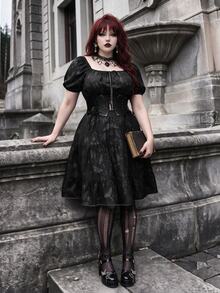 Whyspr Y2K Gothic Butterfly & Skull Print Plus Size Dress, Cinched Waist A-Line Ruffle Hem Short Sleeve Dress - Black - View 5