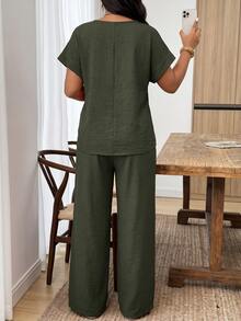 Weeklong Women's Plus Size Spring/Summer Casual Vacation Round Neck Loose Shirt And Elastic Waist Straight Leg Pants 2-Piece Set, Suitable For Daily Wear And Vacation - Army Green - View 2