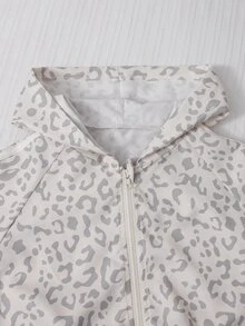 SHEIN 3pcs/Set Tween Girls Outfit, Fall Outfits, Hooded Long Sleeve Open Front Short Zip-Up Jacket With White Trim And Woven Tape Decor - Multicolor - View 4