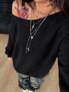 Coolane 女款秋冬街頭風 Y2K 性感時尚復古哥德派對極簡黑色十字繡蕾絲拼接寬鬆露肩衛衣 - 黑色 - 查看 3