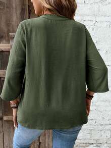 Weeklong Plus Size Army Green V-Neck Split Chest Patchwork Water-Soluble Lace Cuff Snap Design 3/4 Sleeve V-Neck Open Front Contrast Button Casual Outdoor Vacation Versatile Commute Shirt - Army Green - View 2